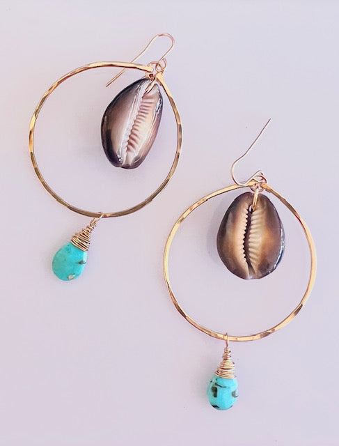 Pre Sale Maui Seashell Earrings